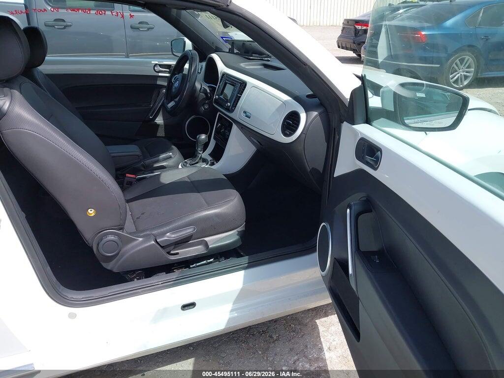 3VW5DAAT9JM505085 2018 VOLKSWAGEN BEETLE photo no. 5