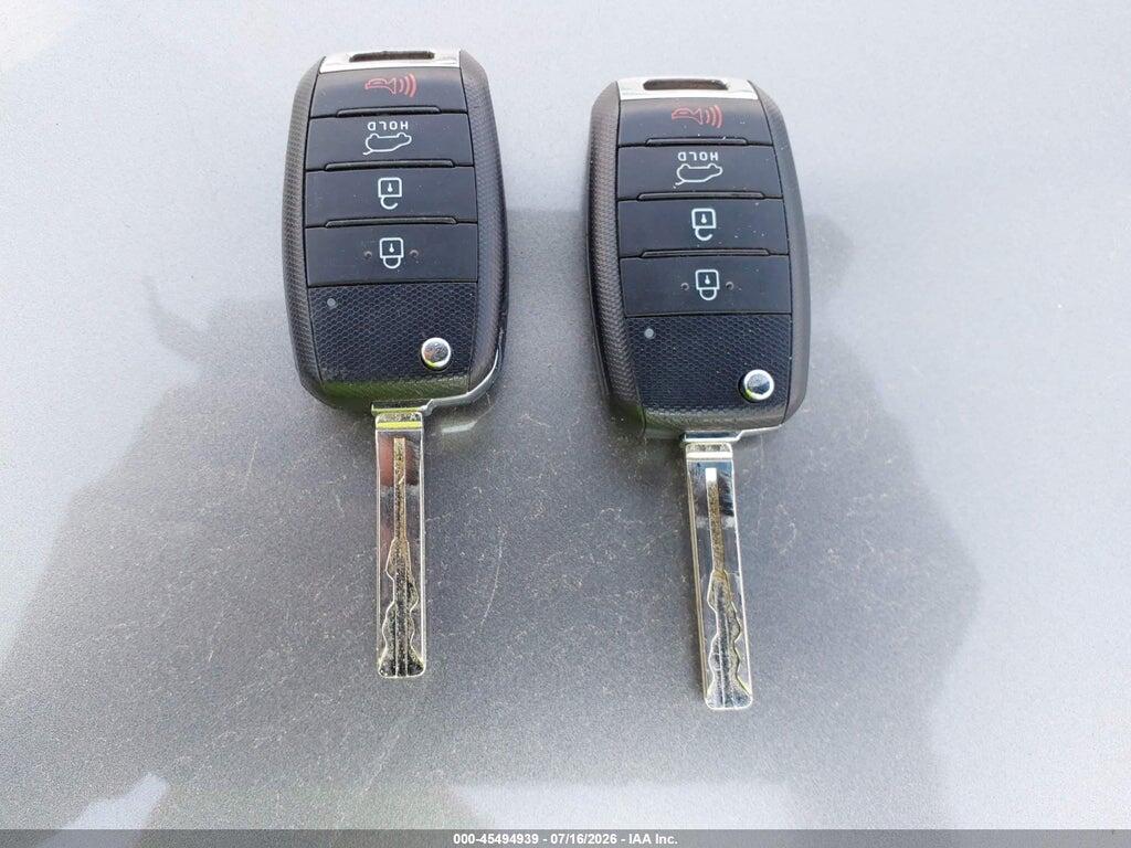 KNDJN2A24J7536833 2018 KIA SOUL photo no. 11