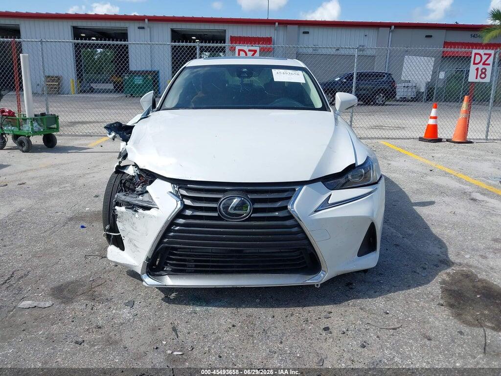 JTHBA1D20J5075114 2018 LEXUS IS 300 photo no. 12