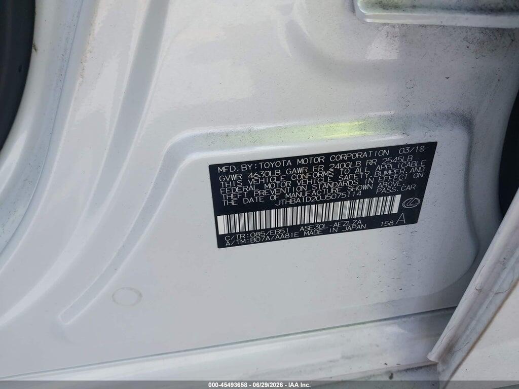 JTHBA1D20J5075114 2018 LEXUS IS 300 photo no. 9