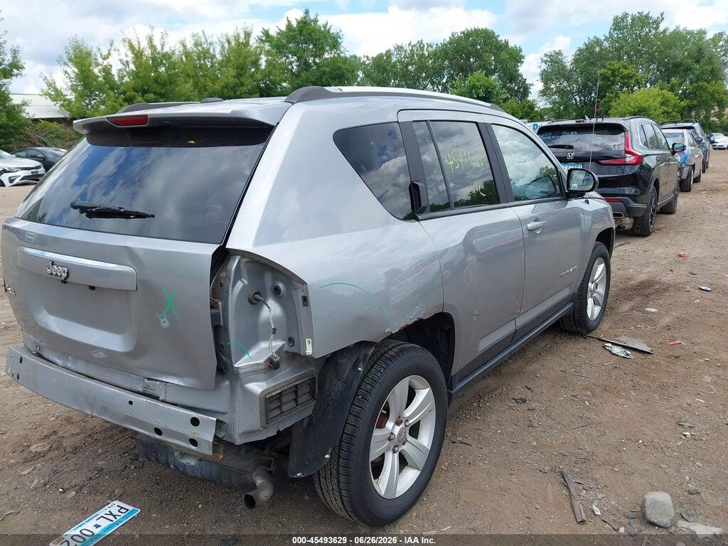 1C4NJDBB2GD797184 2016 JEEP COMPASS photo no. 4