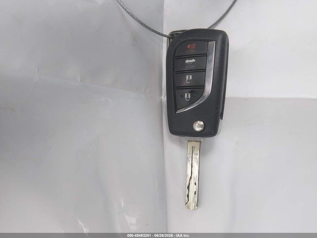 4T1G11AK2NU002040 2022 TOYOTA CAMRY photo no. 11