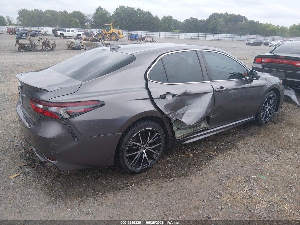4T1G11AK2NU002040 2022 TOYOTA CAMRY photo no. 4