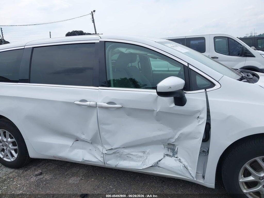 2C4RC1CG8MR556985 2021 CHRYSLER VOYAGER photo no. 6