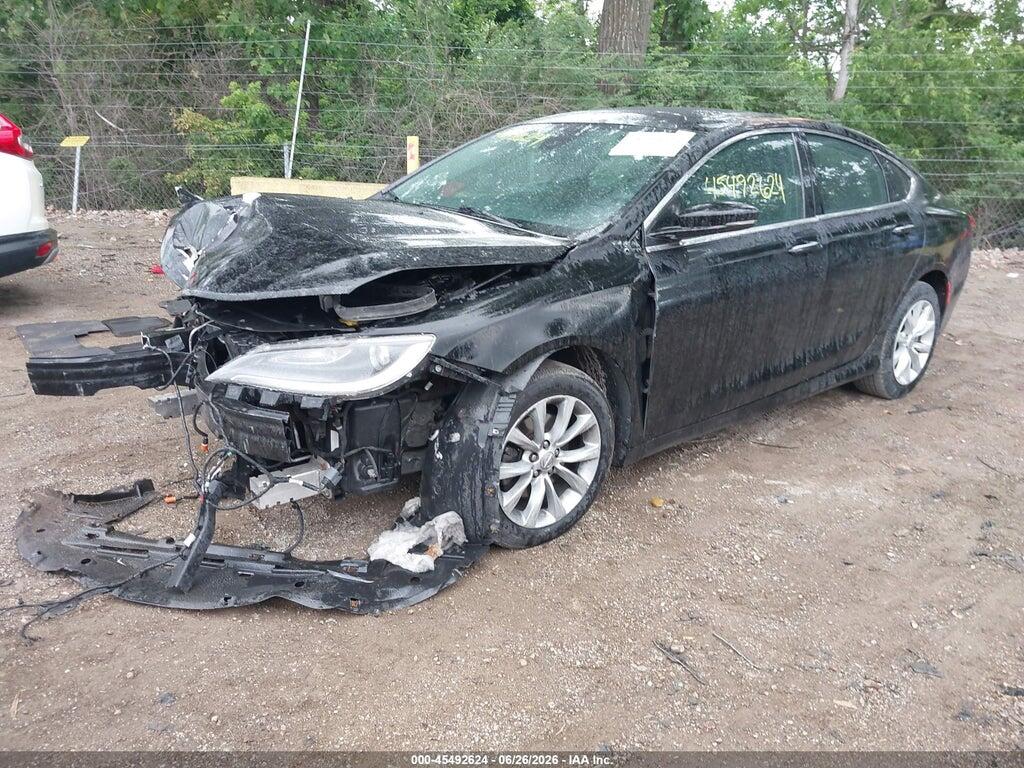 1C3CCCCB0GN147245 2016 CHRYSLER 200 photo no. 2