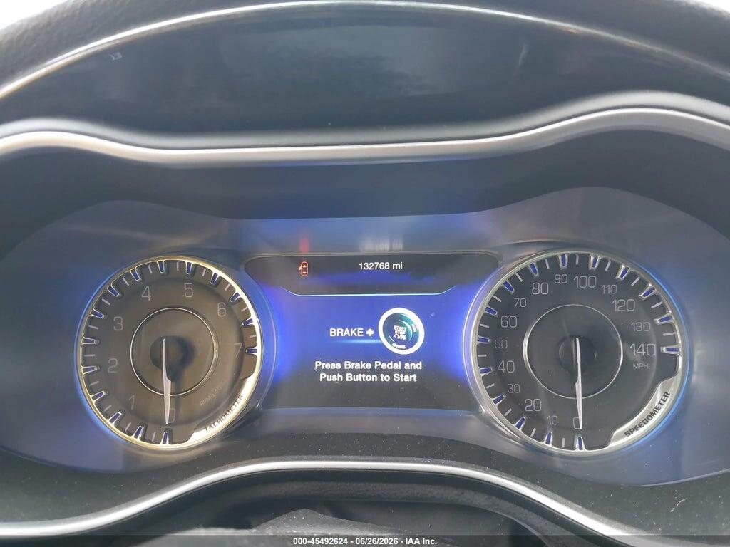 1C3CCCCB0GN147245 2016 CHRYSLER 200 photo no. 7