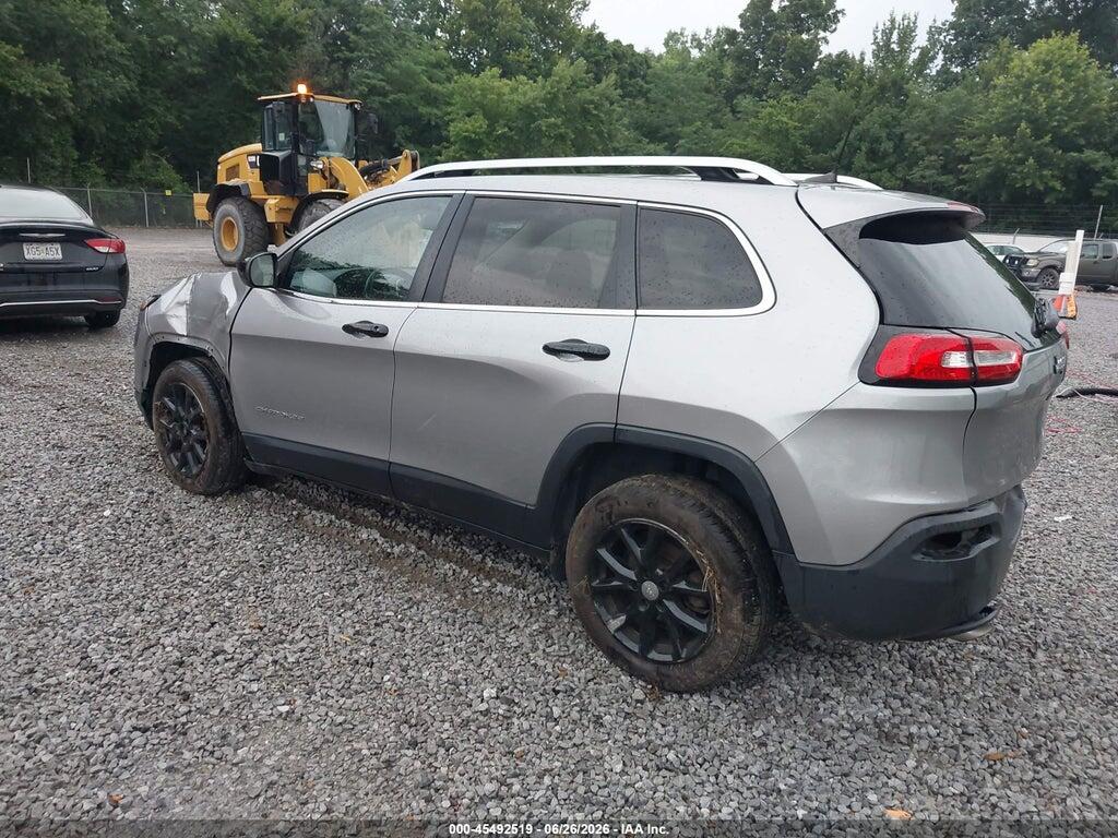 1C4PJLCB3HW596272 2017 JEEP CHEROKEE photo no. 3