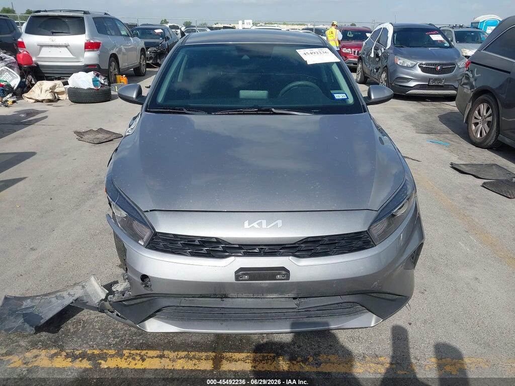 3KPF24AD7PE683894 2023 KIA FORTE photo no. 12
