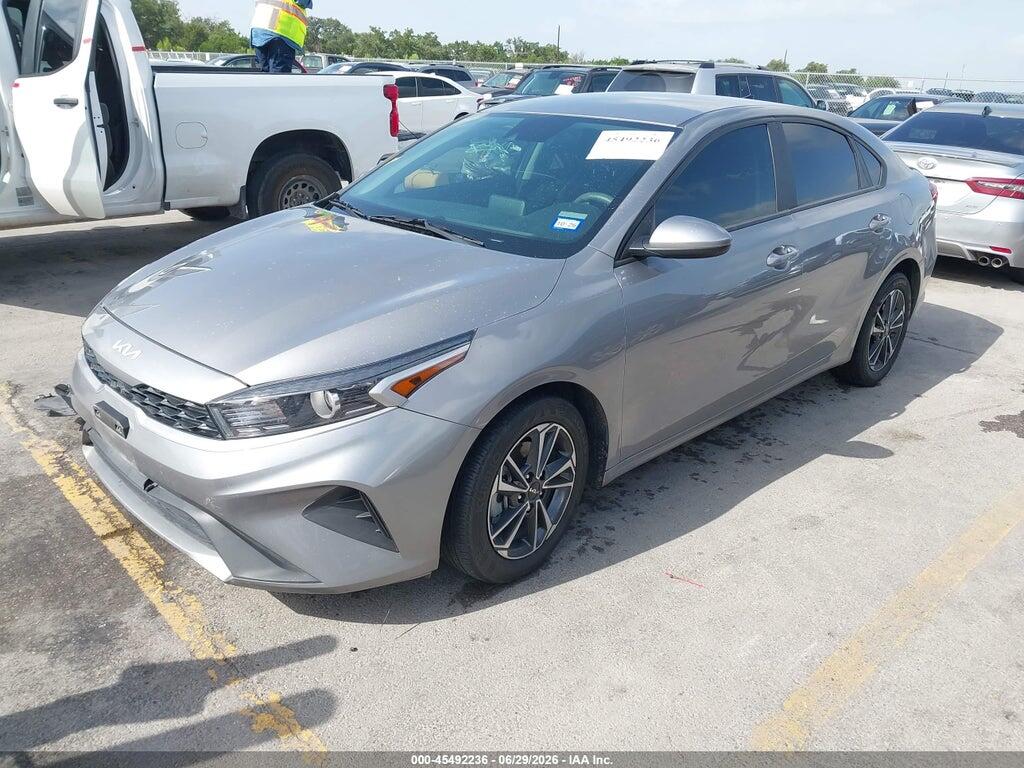 3KPF24AD7PE683894 2023 KIA FORTE photo no. 2