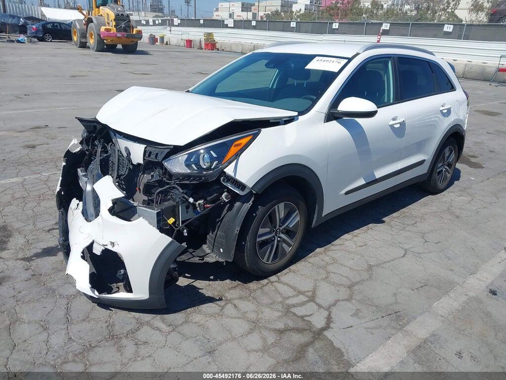 KNDCB3LC6M5487972 2021 KIA NIRO photo no. 2