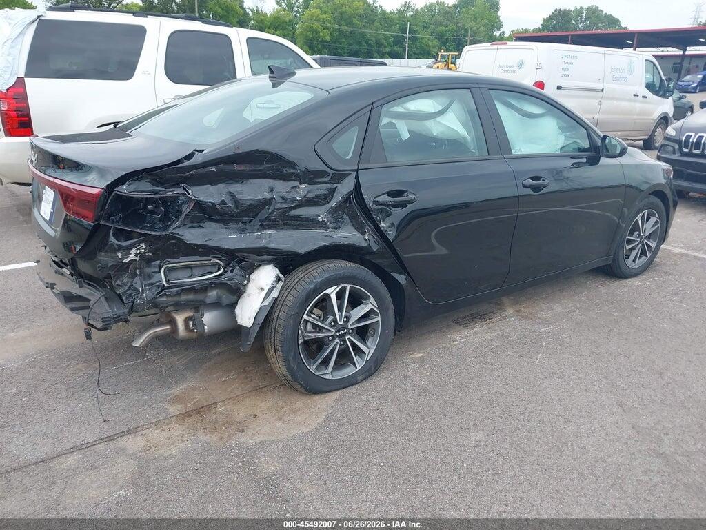 3KPF24ADXPE589279 2023 KIA FORTE photo no. 4