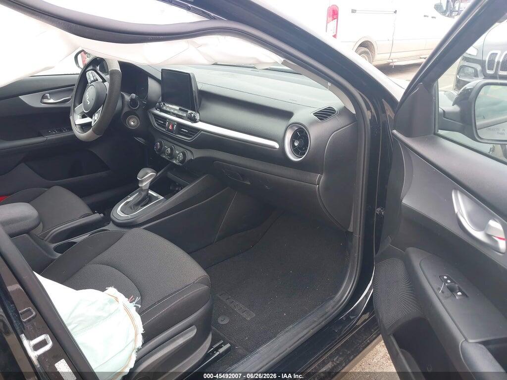 3KPF24ADXPE589279 2023 KIA FORTE photo no. 5