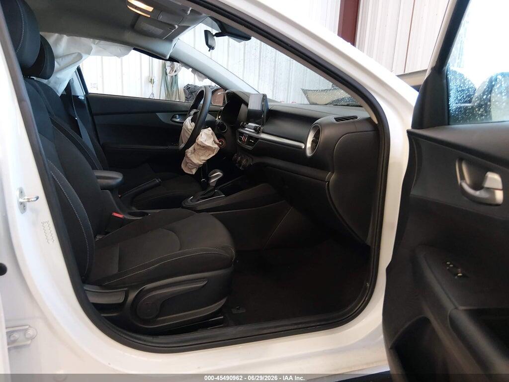 3KPF24AD4ME355487 2021 KIA FORTE photo no. 5