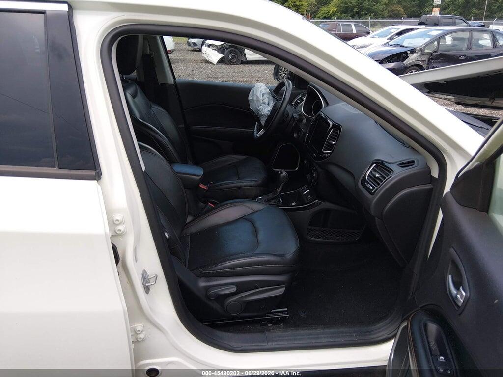 3C4NJCCBXJT406910 2018 JEEP COMPASS photo no. 5