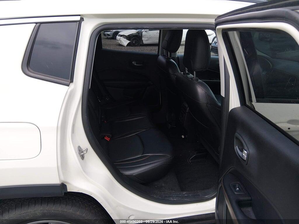 3C4NJCCBXJT406910 2018 JEEP COMPASS photo no. 8