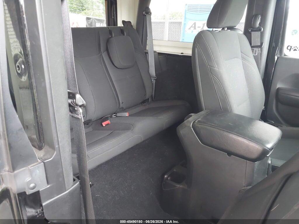 1C4GJXAG3JW269012 2018 JEEP WRANGLER photo no. 8
