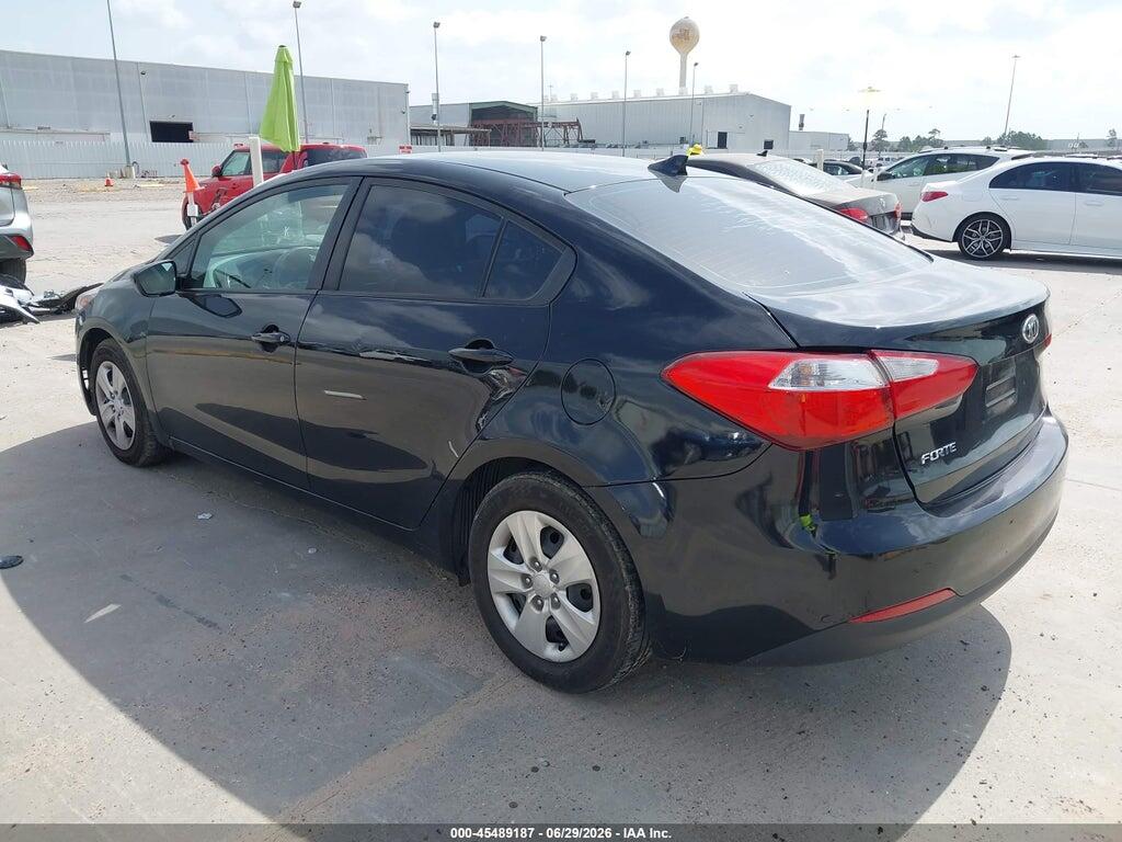 3KPFK4A73HE039594 2017 KIA FORTE photo no. 3