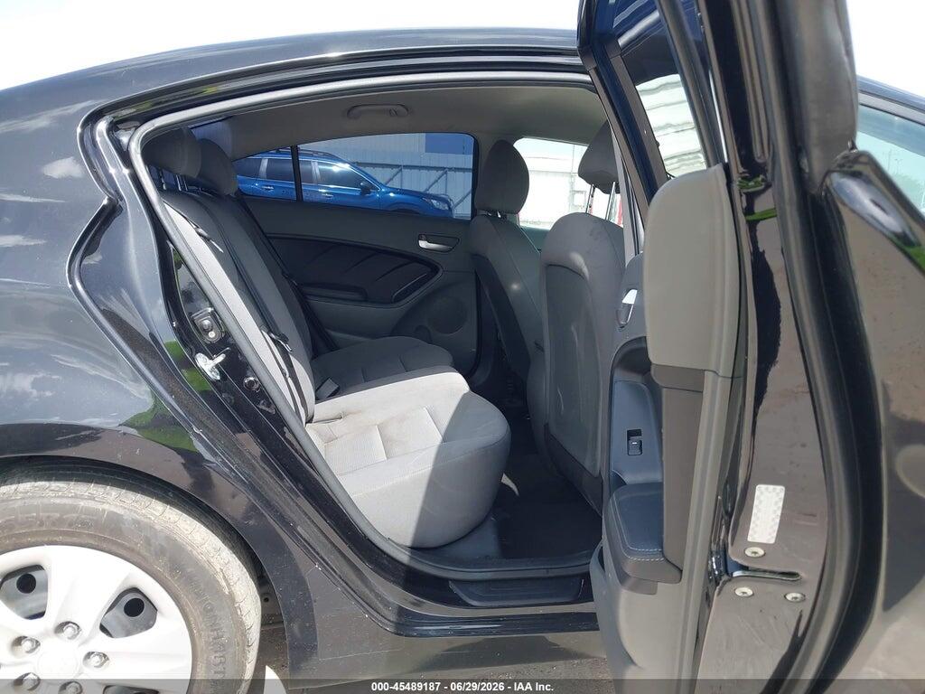 3KPFK4A73HE039594 2017 KIA FORTE photo no. 8