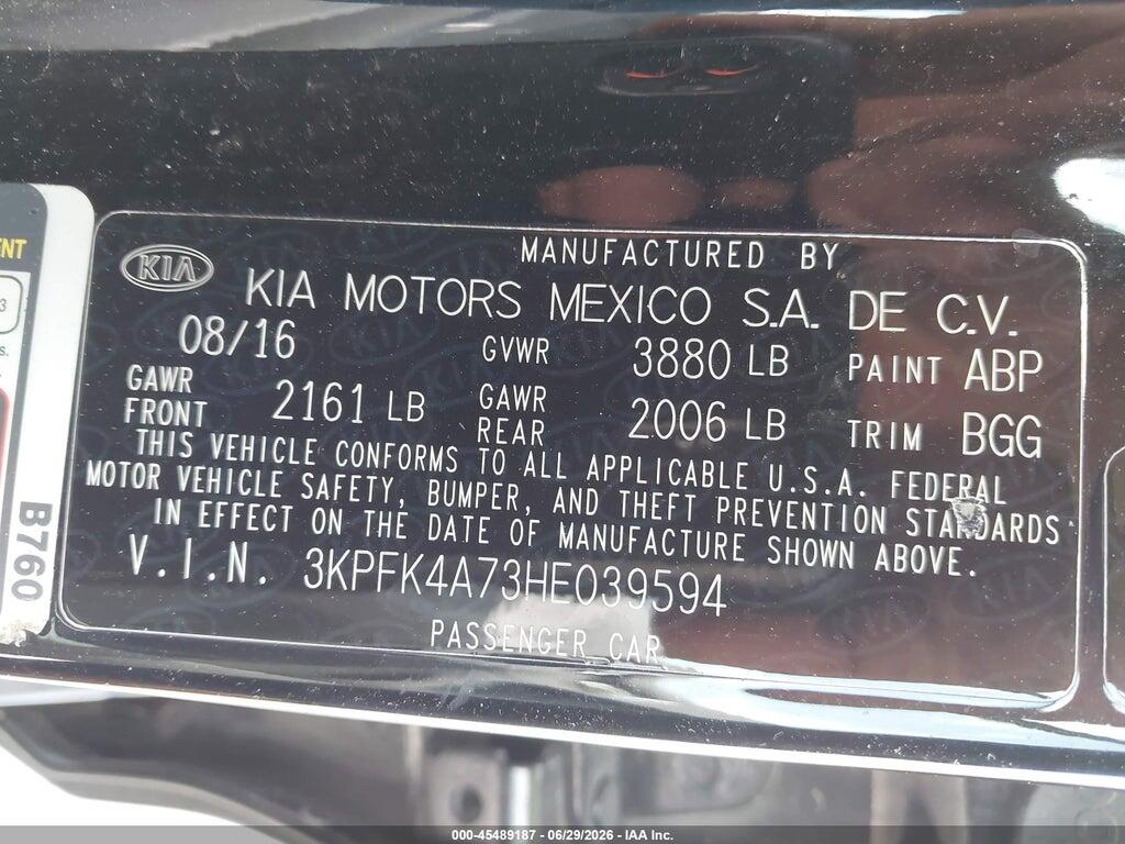 3KPFK4A73HE039594 2017 KIA FORTE photo no. 9