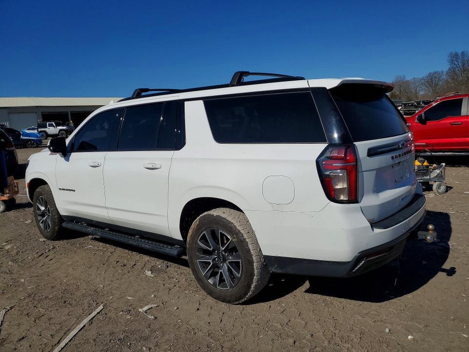 2021 CHEVROLET SUBURBAN K1500 Z71 — Фото 2 из 14