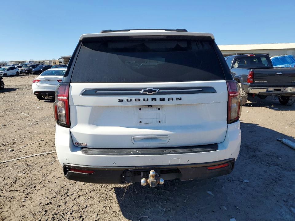2021 CHEVROLET SUBURBAN K1500 Z71 — Фото 6 из 14