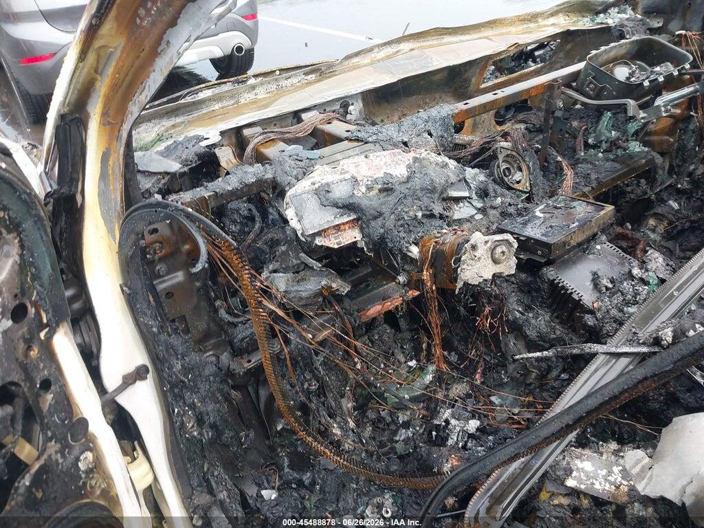 3FA6P0RU4KR106519 2019 FORD FUSION HYBRID photo no. 11
