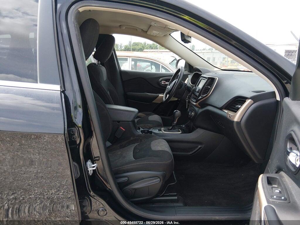 1C4PJMCB5JD502299 2018 JEEP CHEROKEE photo no. 5