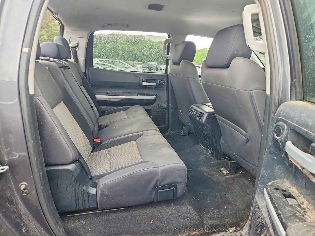 2016 TOYOTA TUNDRA SR5 — Фото 10 из 12