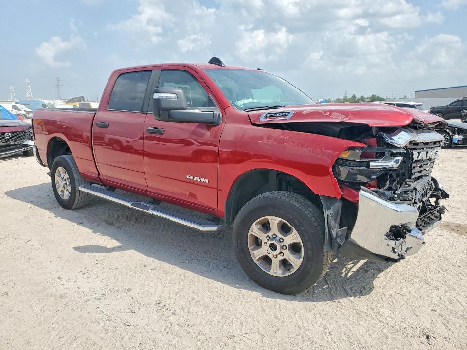 2026 RAM 2500 BIG HORN — Фото 4 из 12