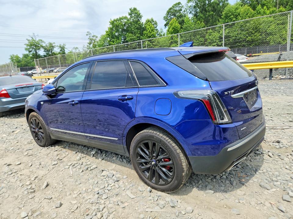 2025 CADILLAC XT5 SPORT — Фото 2 из 13
