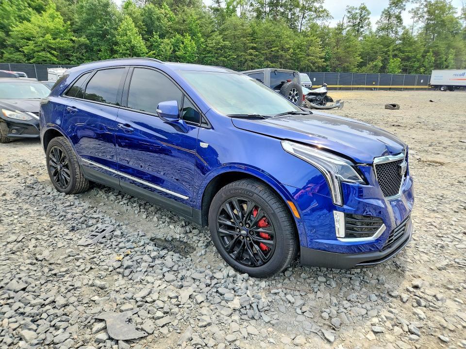 2025 CADILLAC XT5 SPORT — Фото 4 из 13