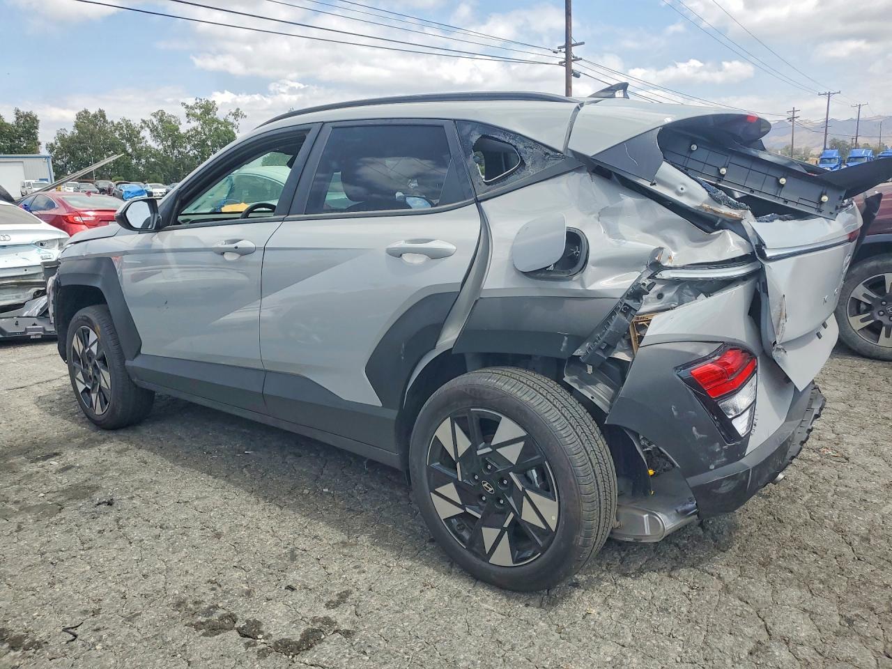 2025 HYUNDAI KONA SEL — Фото 2 из 13