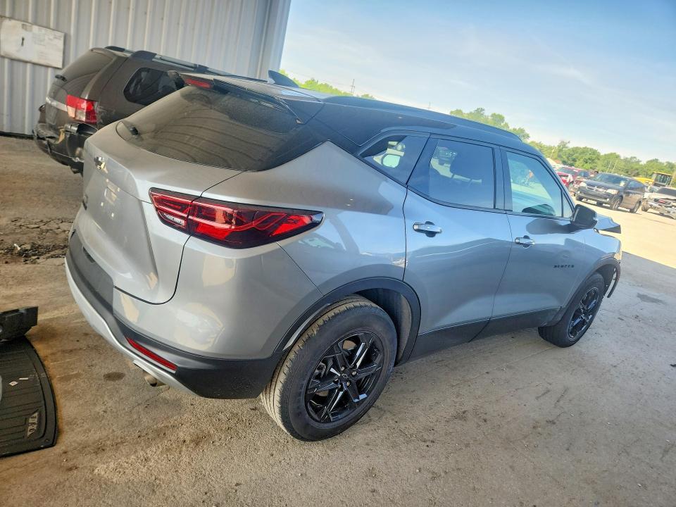 2024 CHEVROLET BLAZER 3LT — Фото 3 из 14