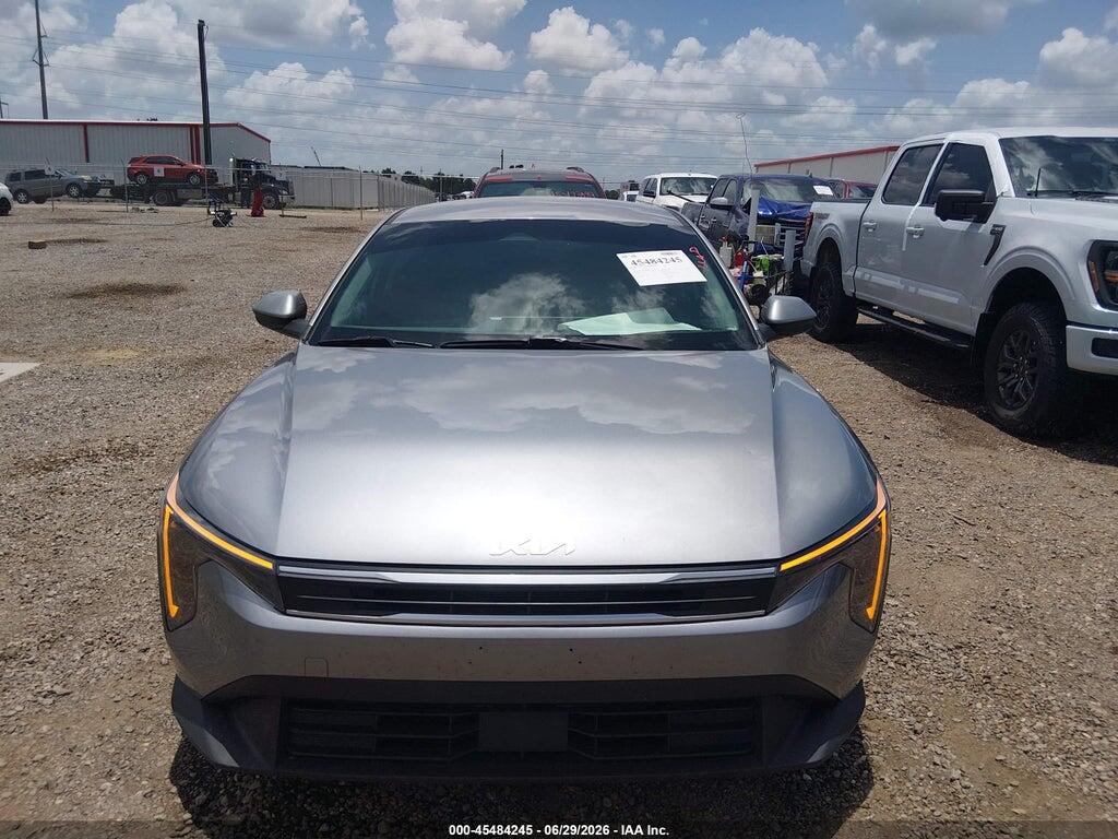 3KPFT4DE4SE018185 2025 KIA K4 photo no. 12