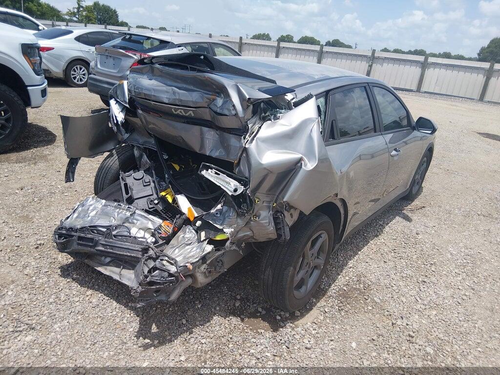 3KPFT4DE4SE018185 2025 KIA K4 photo no. 4