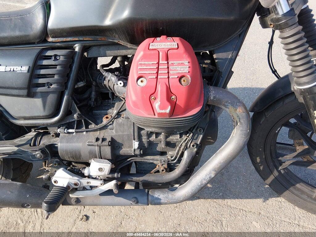 ZGULDU003HM000195 2017 MOTO GUZZI V7 III photo no. 8