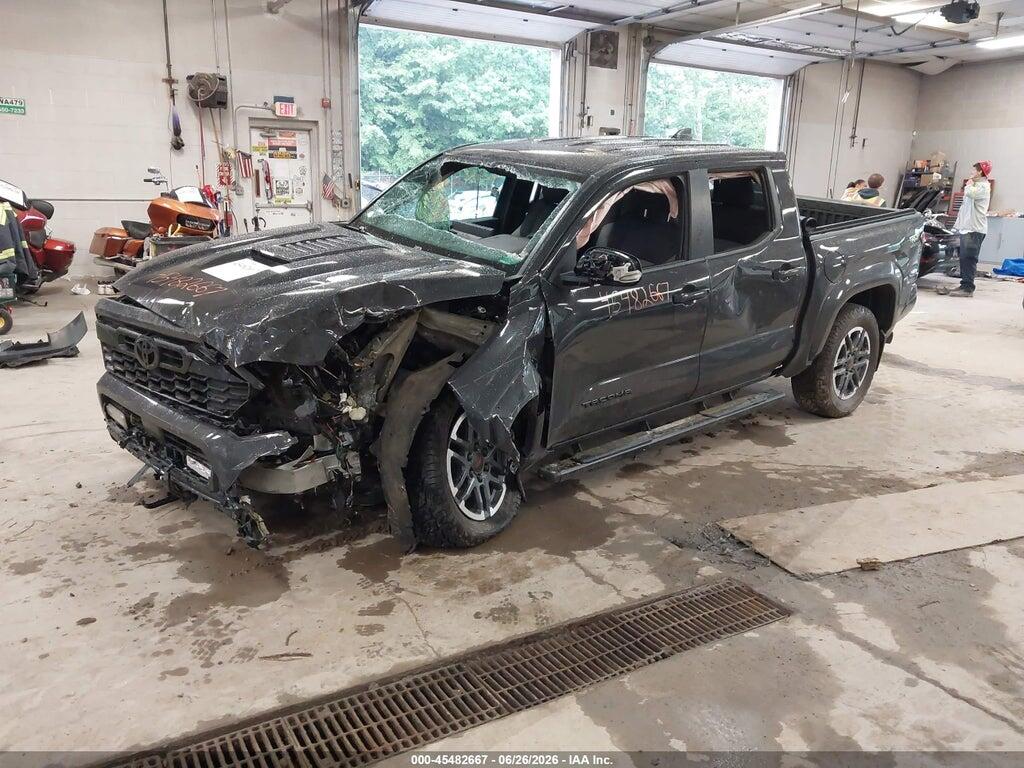 3TMLB5JNXRM012388 2024 TOYOTA TACOMA photo no. 2