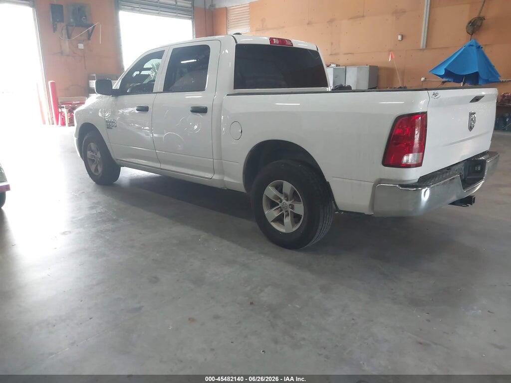 1C6RR6KGXPS554565 2023 RAM 1500 CLASSIC photo no. 3