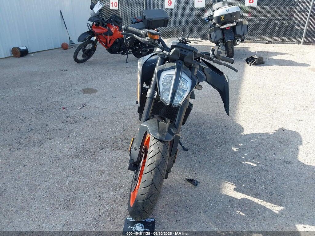 VBKTU6403LM780604 2020 KTM 790 photo no. 5