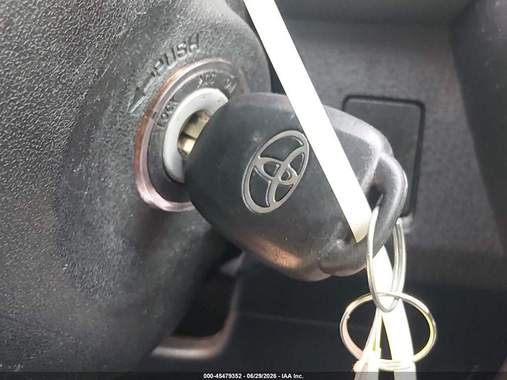 2T3BFREV9GW538203 2016 TOYOTA RAV4 photo no. 11