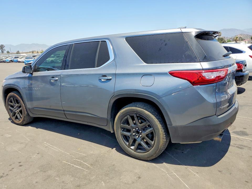 2021 CHEVROLET TRAVERSE LS — Фото 2 из 13
