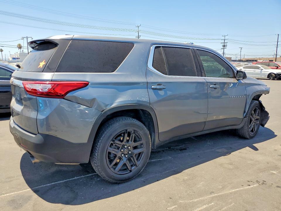 2021 CHEVROLET TRAVERSE LS — Фото 3 из 13
