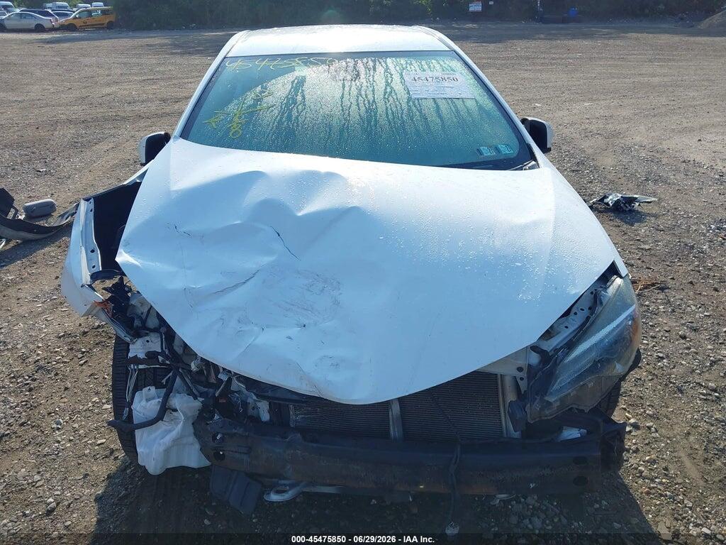 2T1BURHE9JC044281 2018 TOYOTA COROLLA photo no. 12