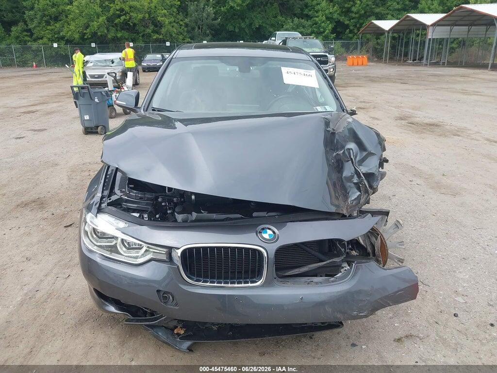 WBA8A3C51JA498954 2018 BMW 320I photo no. 12
