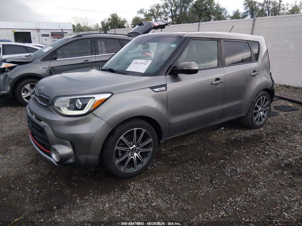 KNDJX3AA5J7536010 2018 KIA SOUL photo no. 2