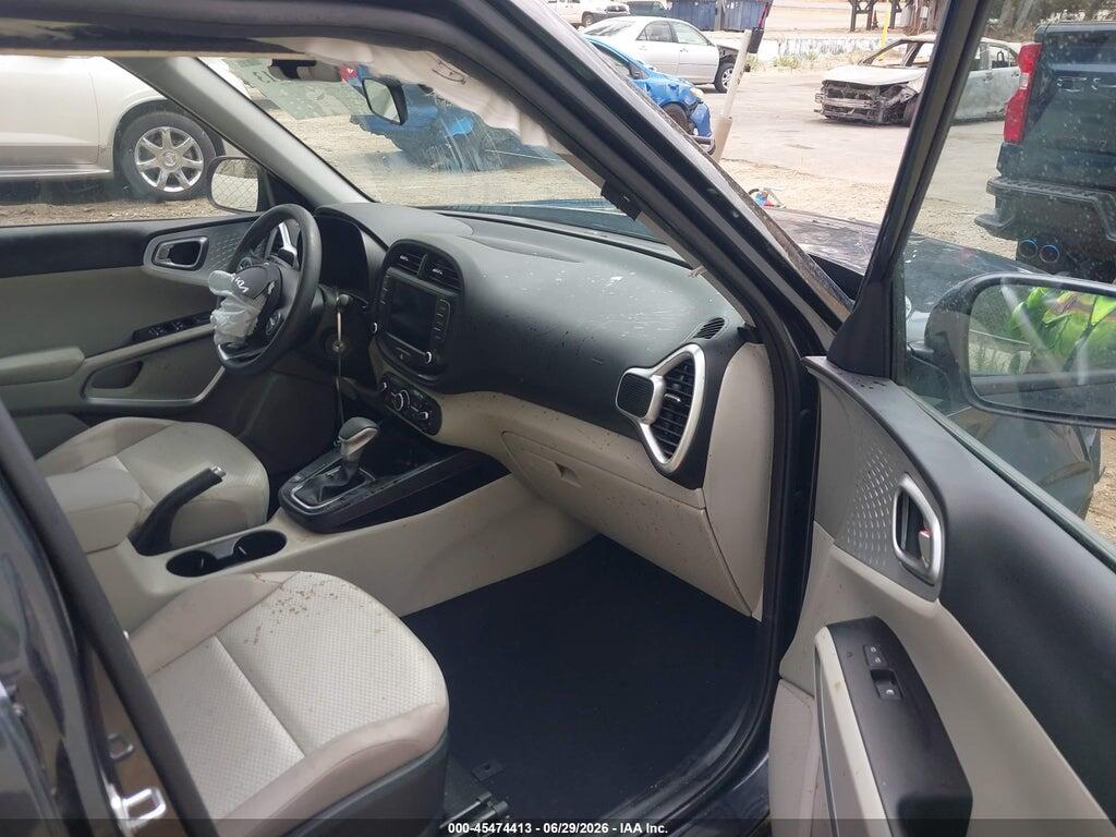 KNDJ23AU4S7272661 2025 KIA SOUL photo no. 5