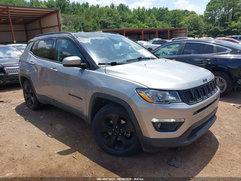 3C4NJCBB2JT462521 2018 JEEP COMPASS photo no. 1