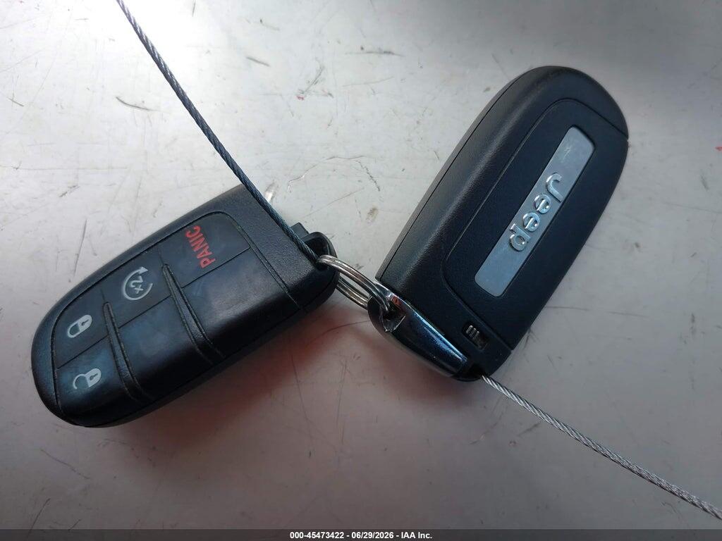 3C4NJCBB2JT462521 2018 JEEP COMPASS photo no. 11