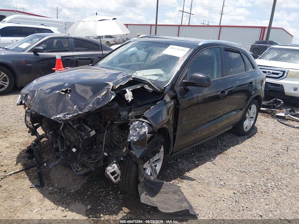 WA1BCCFSXHR011695 2017 AUDI Q3 photo no. 2