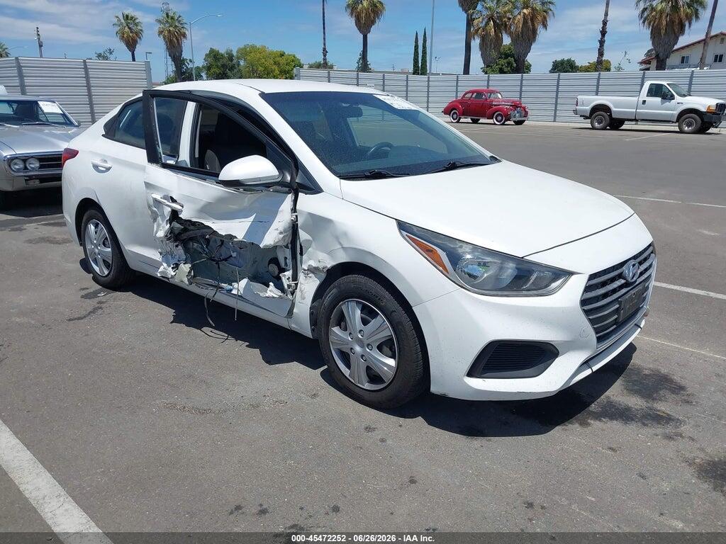 3KPC24A33JE032859 2018 HYUNDAI ACCENT photo no. 1